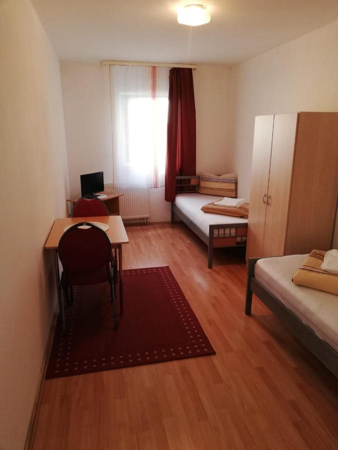 Pension Feldschloessl Ingolstadt Exterior foto